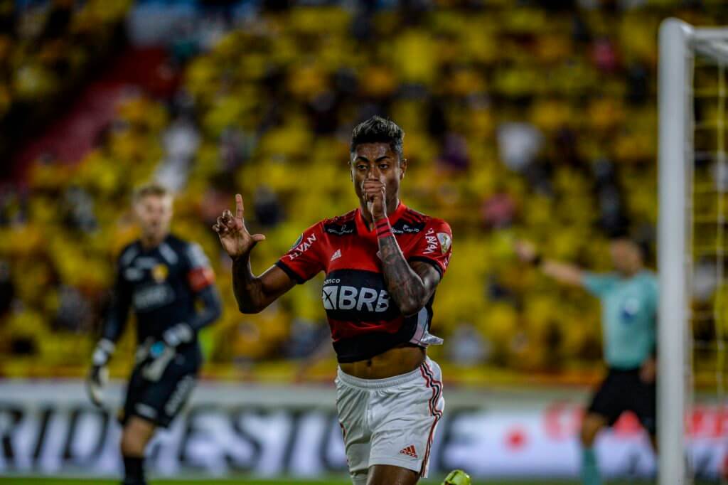 Bruno Henrique comemora mais um gol pelo Flamengo