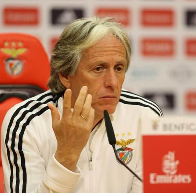 Jorge Jesus pode estar vivendo os seus últimos dias no Benfica