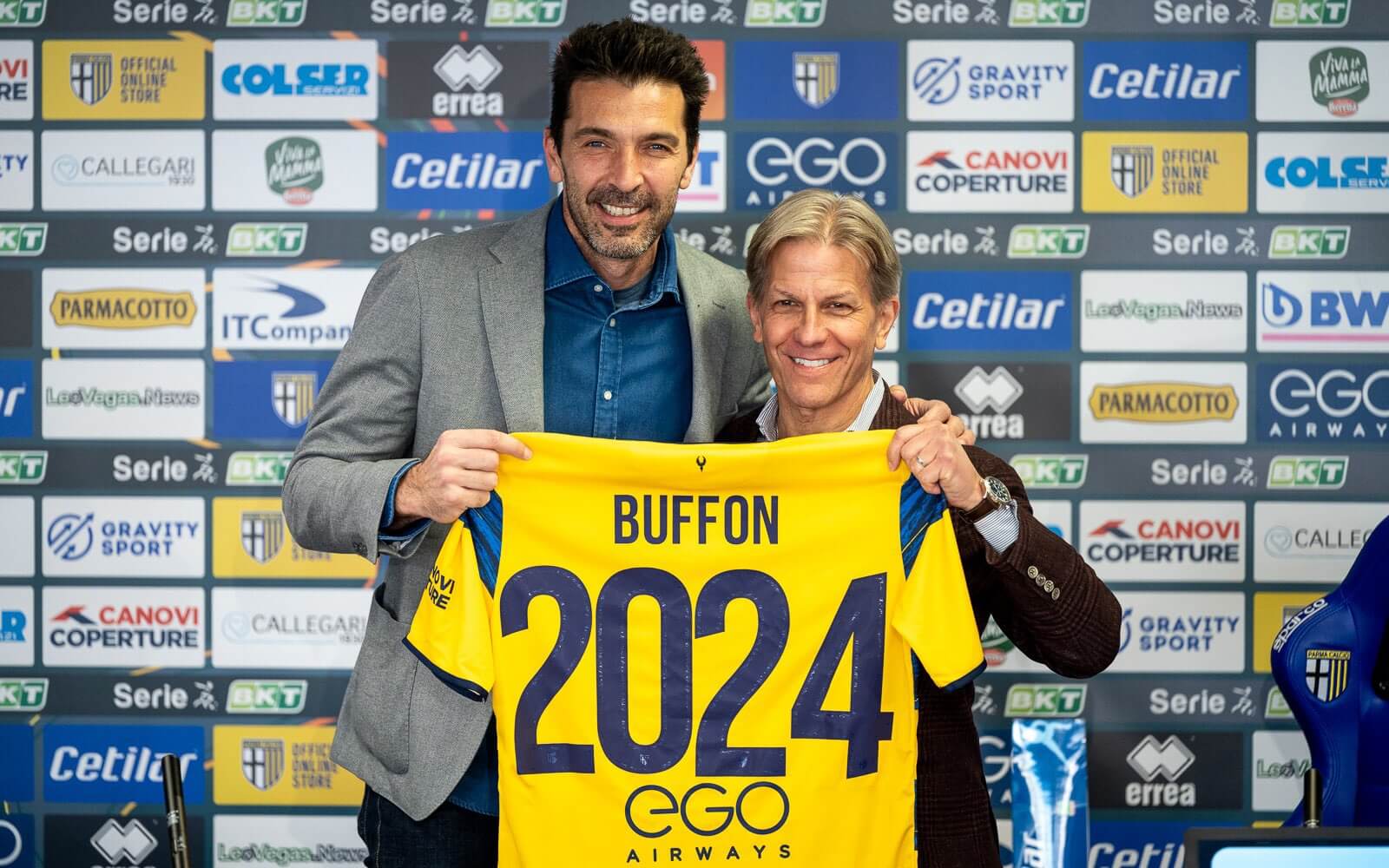 Buffon renovou com o Parma até 2024