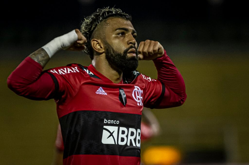 Gabigol comemora o seu golaço pelo Flamengo