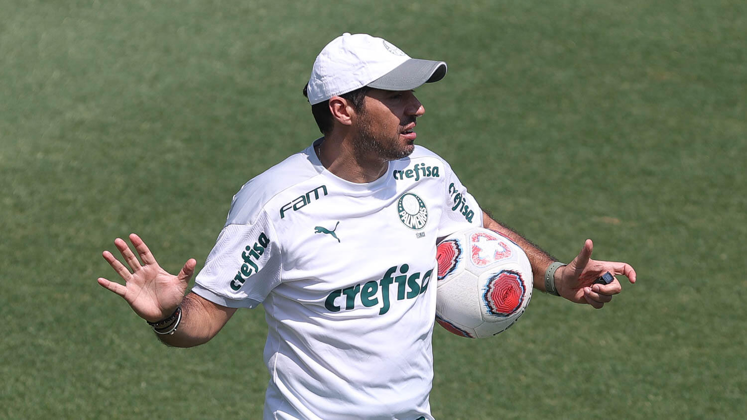 Abel Ferreira, do Palmeiras, é cobiçado pelo Benfica
