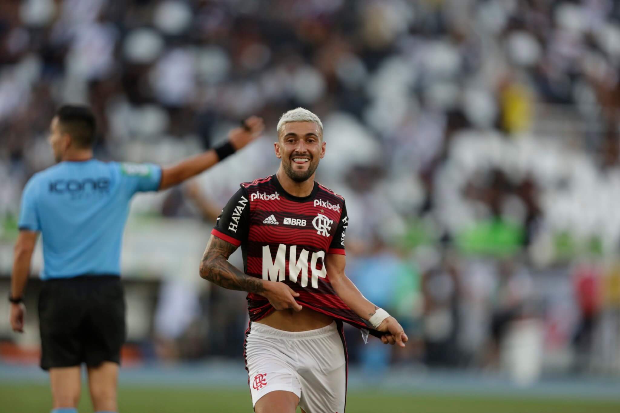 Flamengo não libera Pedro