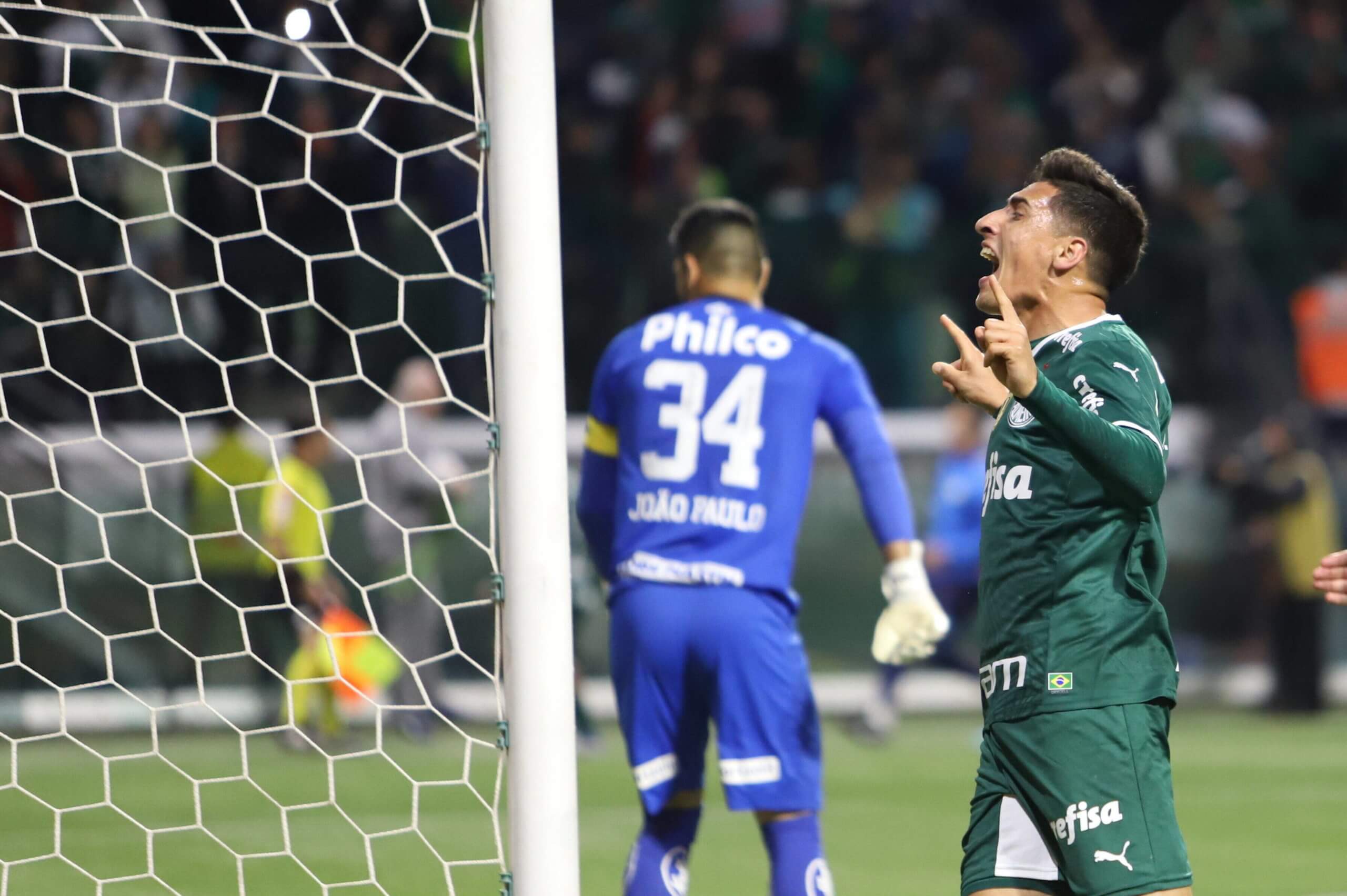 Merentiel comemora o gol do Palmeiras
