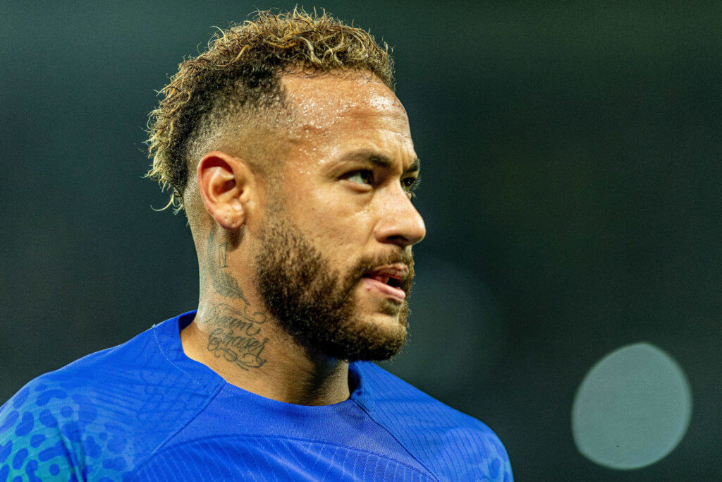 Neymar vem brilhando com a camisa da Seleção