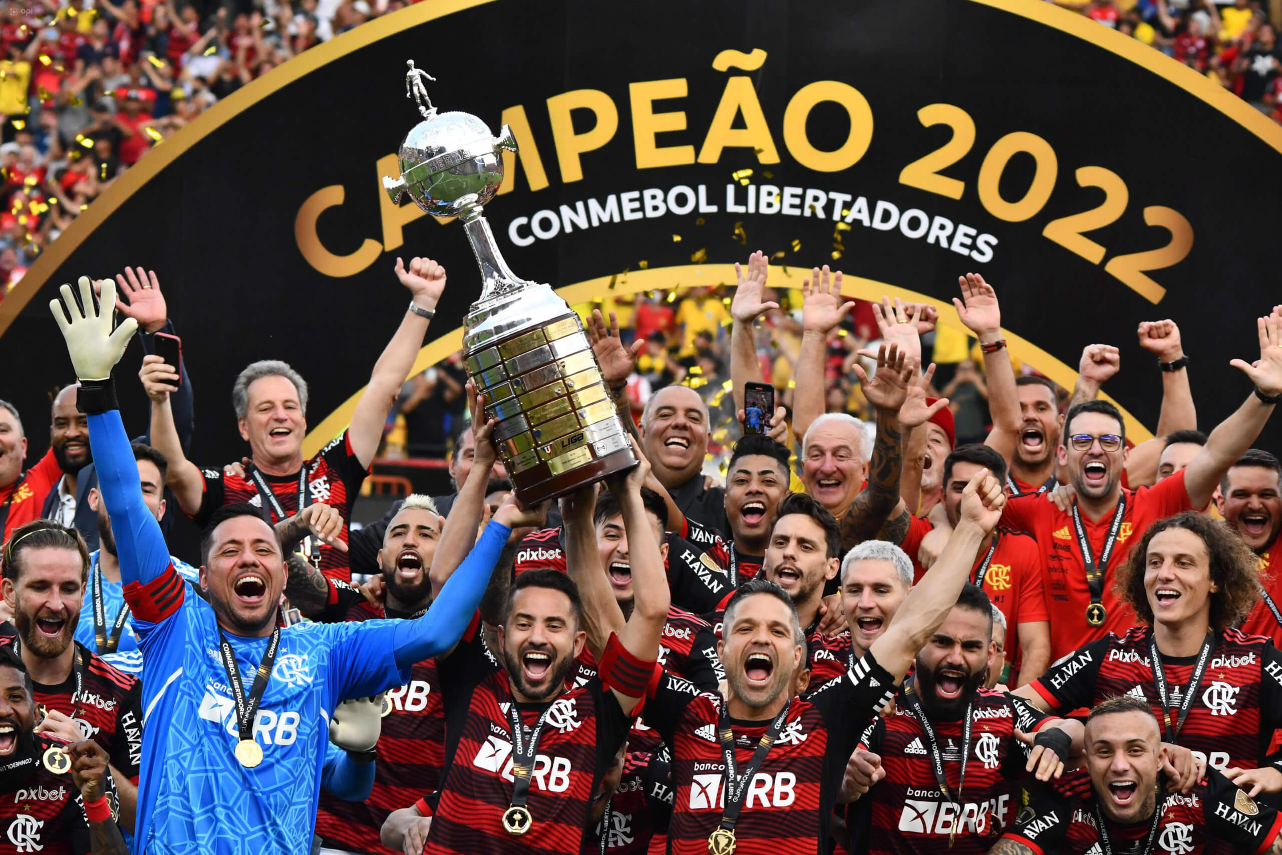 Torcer para o Flamengo no Mundial custa até R$26 mil - junho - 2023