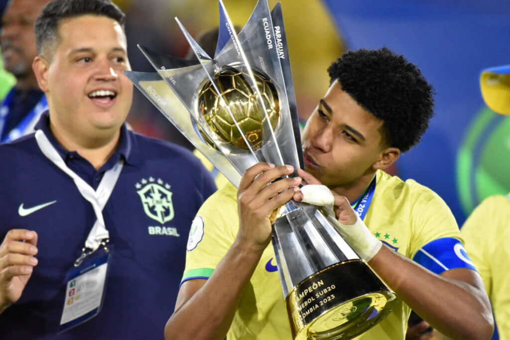 Andrey Santos se destacou na Seleção Brasileira Sub-20 e vai reforçar o Palmeiras