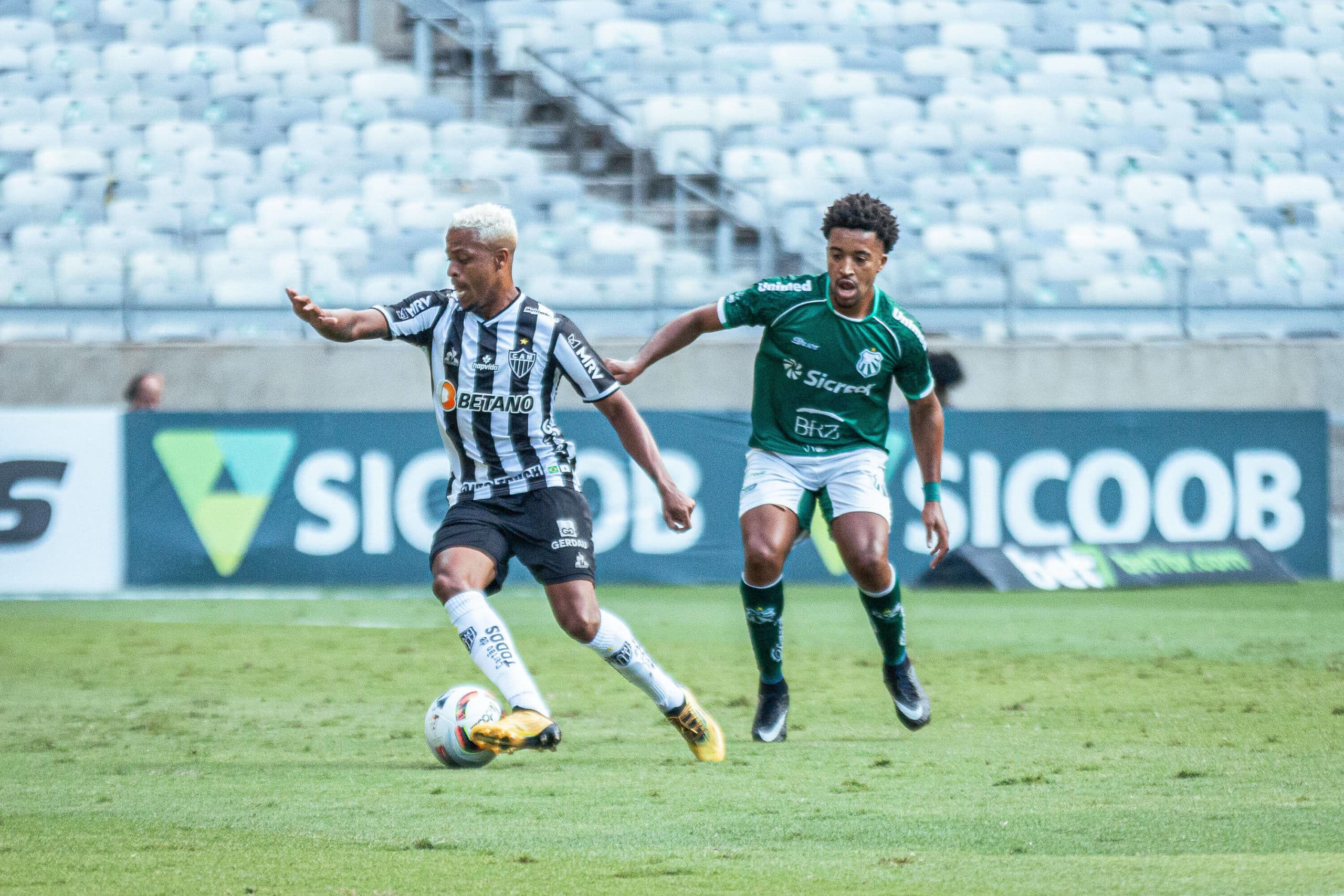 Jogo de futebol entre Caldense e Atlético Mineiro, válido pela primeira partida da Semifinal do Campeonato Mineiro de Futebol
