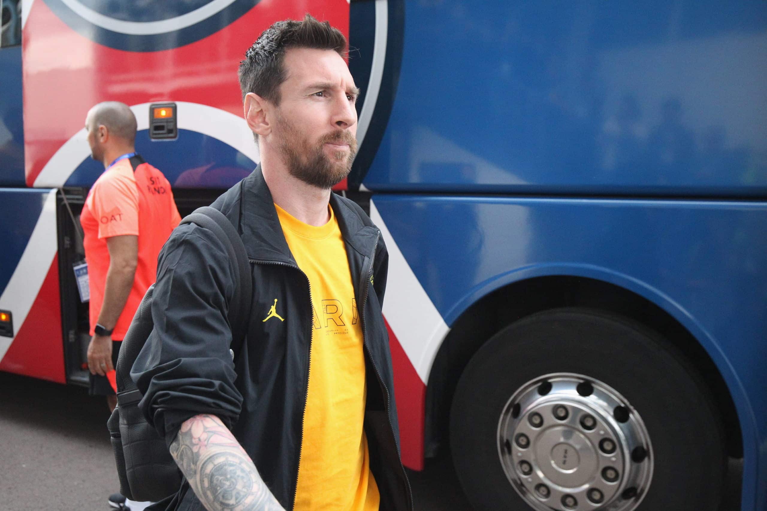 Técnico do PSG confirma a saída de Lionel Messi