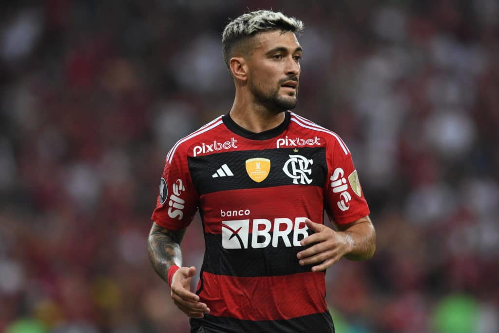 Arrascaeta pode voltar ao time titular do Flamengo, domingo