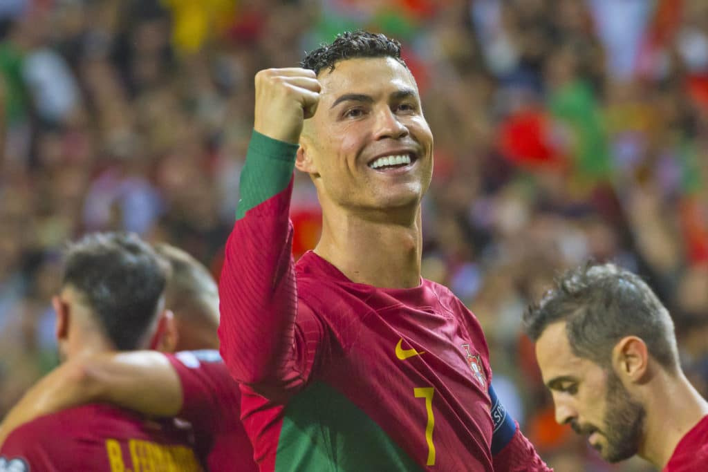 Cristiano Ronaldo brilhou mais uma vez com a camisa de Portugal