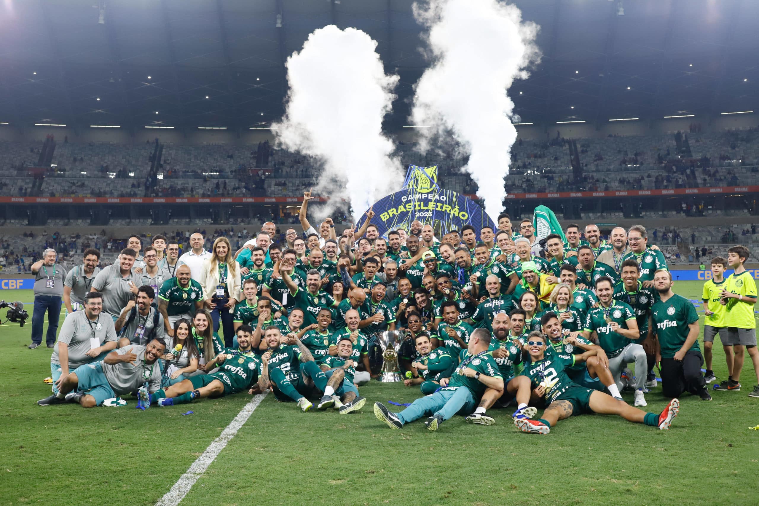 Palmeiras empata com o Cruzeiro e conquista o Brasileirão