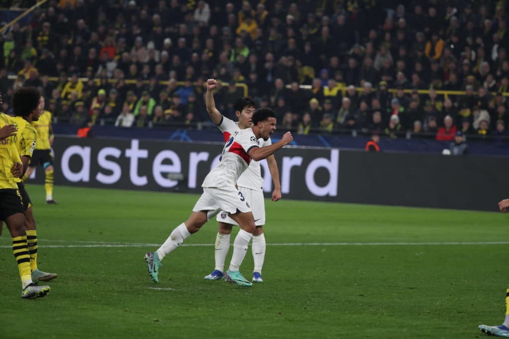 Zaïre-Emery marcou o gol da classificação do PSG