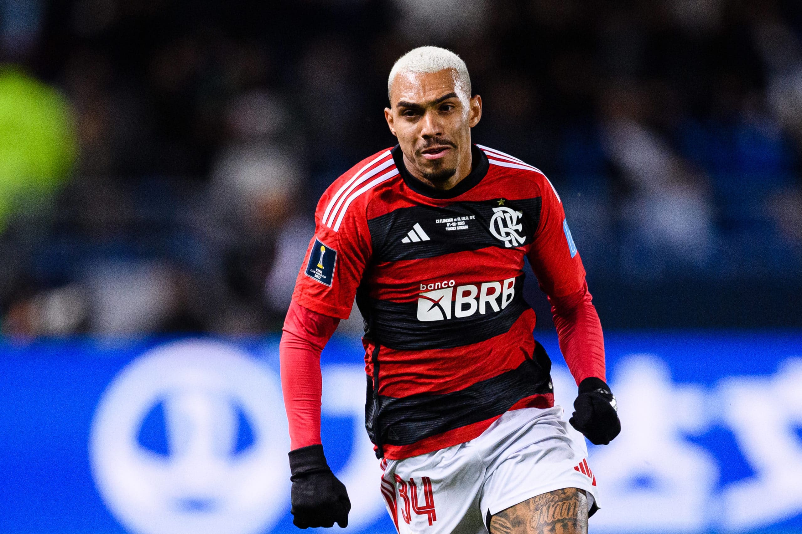 Matheuzinho vai trocar o Flamengo pelo Corinthians