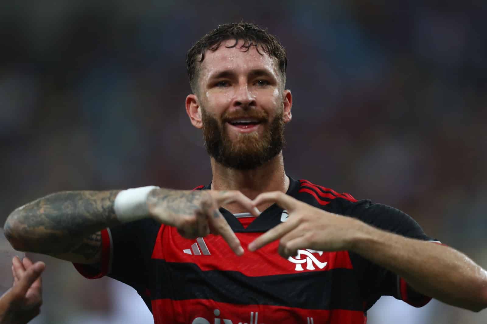 Léo Pereira marcou o gol da vitória rubro-negra