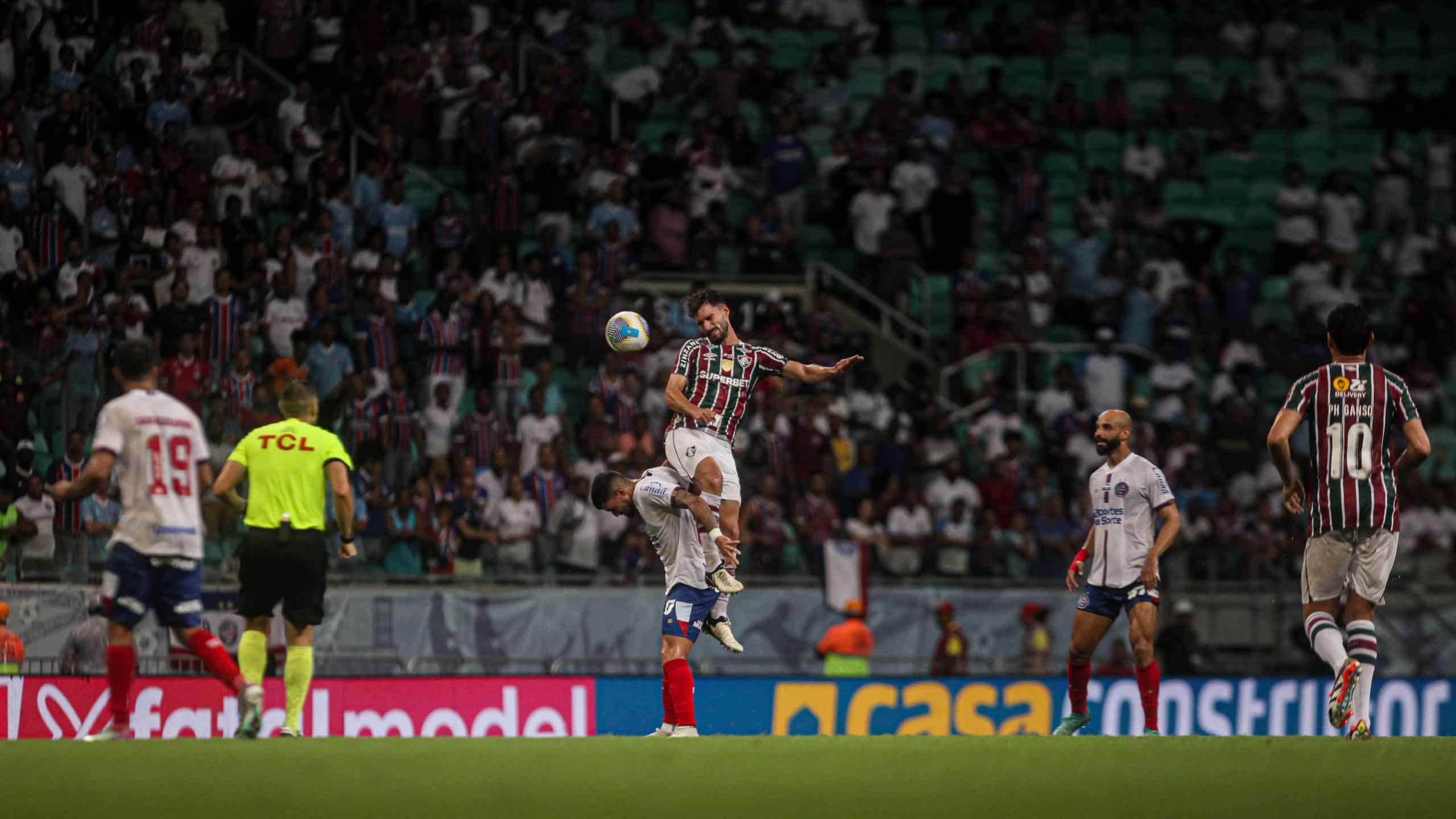 Bahia superou o Fluminense, em Salvador