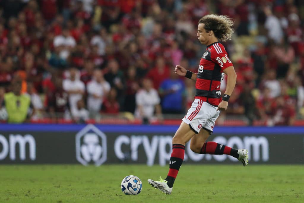David Luiz ganha chance no Flamengo
