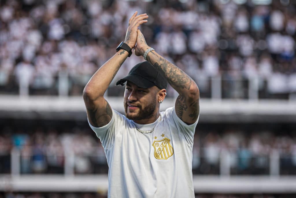 Neymar esteve na Vila Belmiro no último jogo do Santos