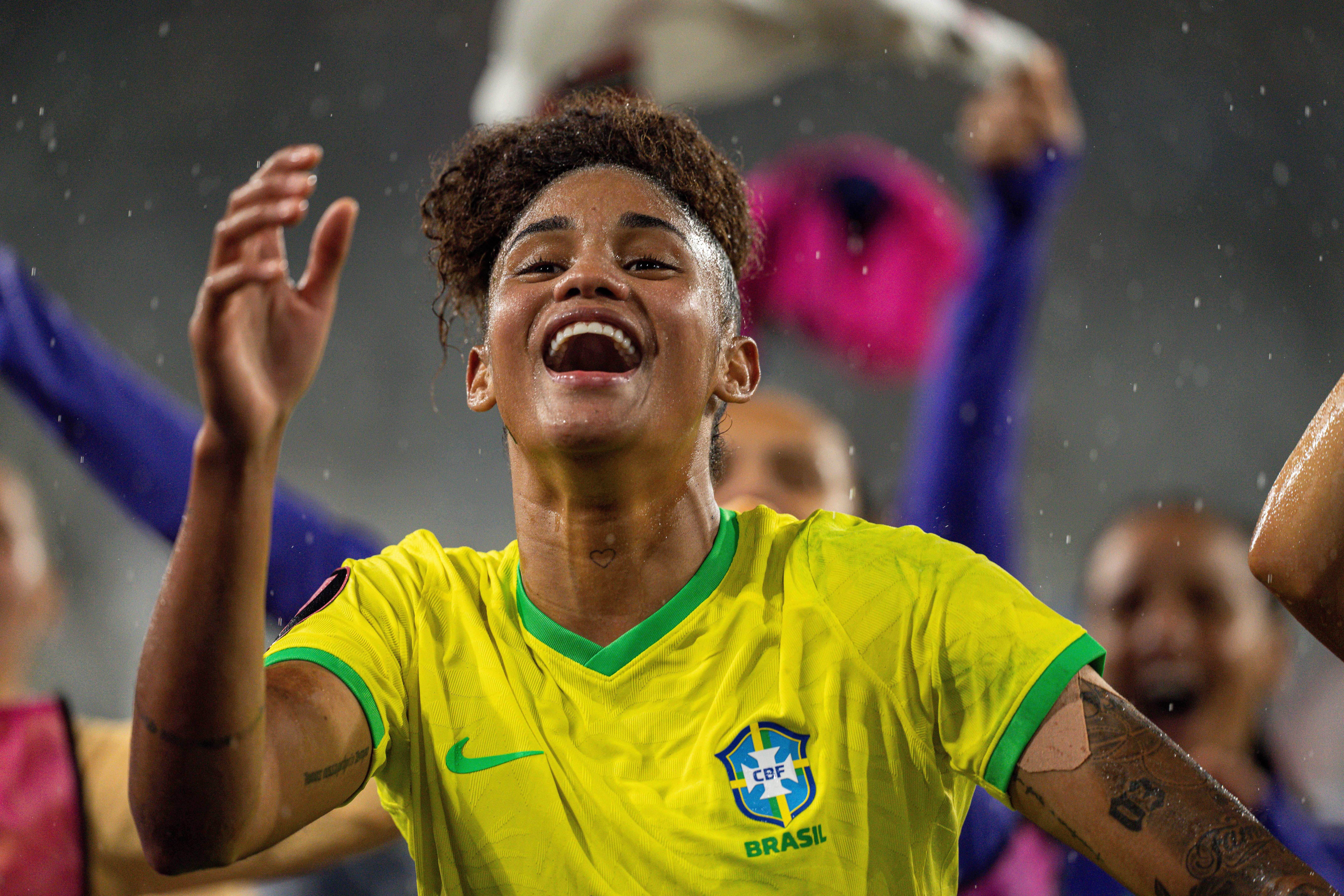 Corinthians concretiza a maior transação da história do futebol feminino brasileiro