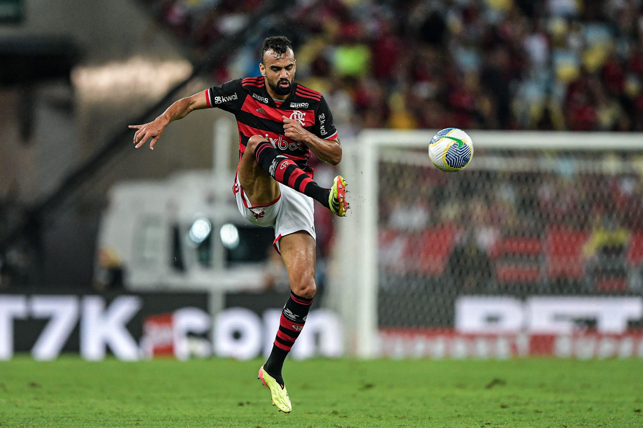Fabricio Bruno em ação pelo Flamengo