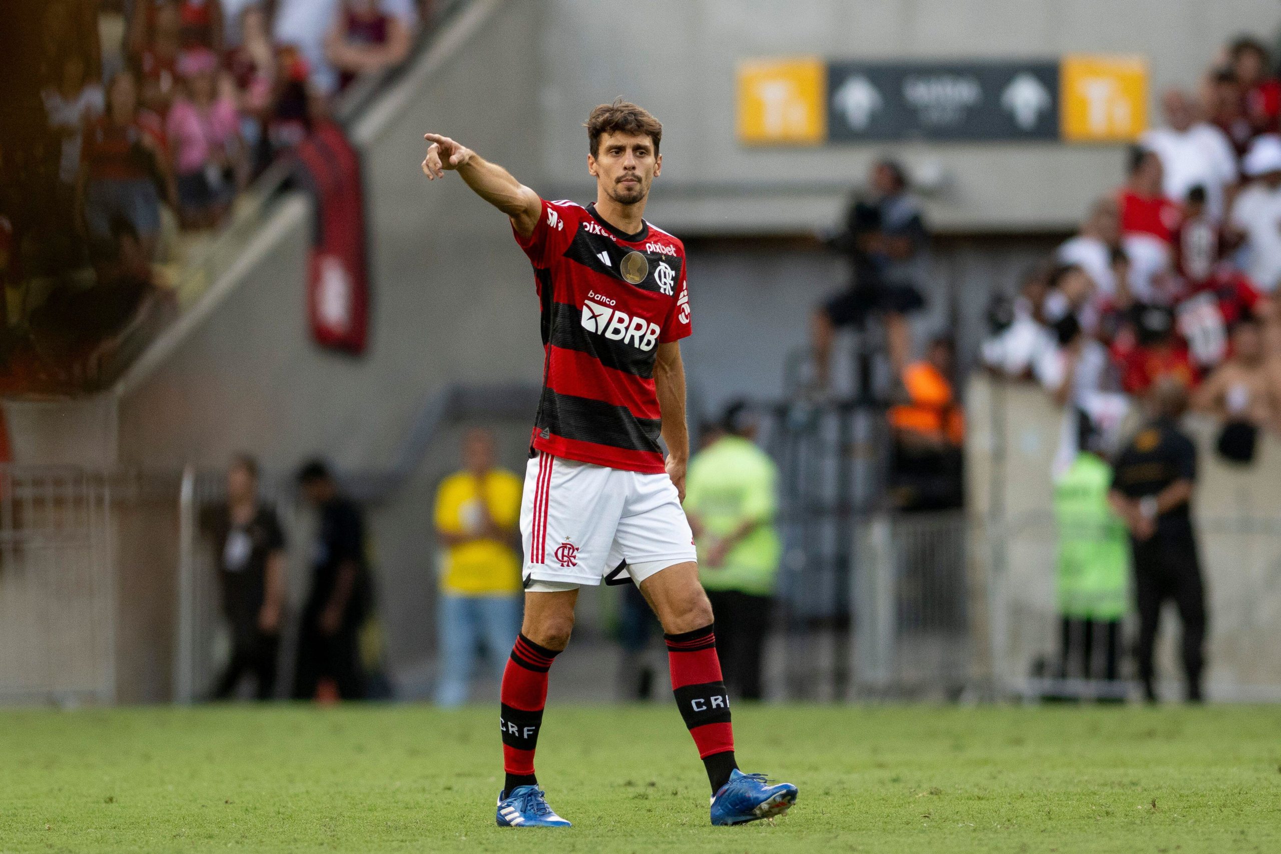 Renato Gaúcho revela negociação do Grêmio com zagueiro Rodrigo Caio, ex-Flamengo