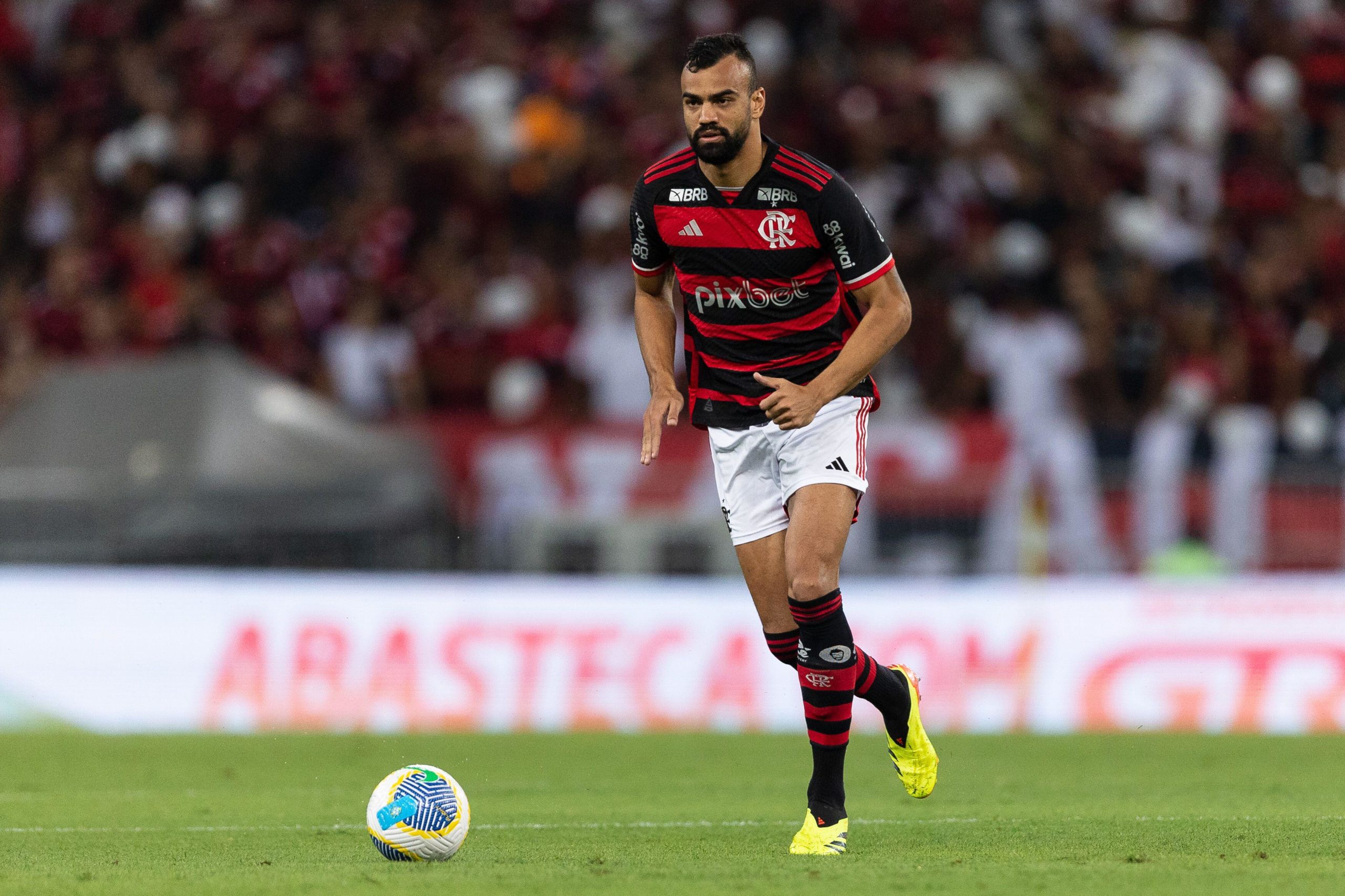 Fabrício Bruno será titular no clássico