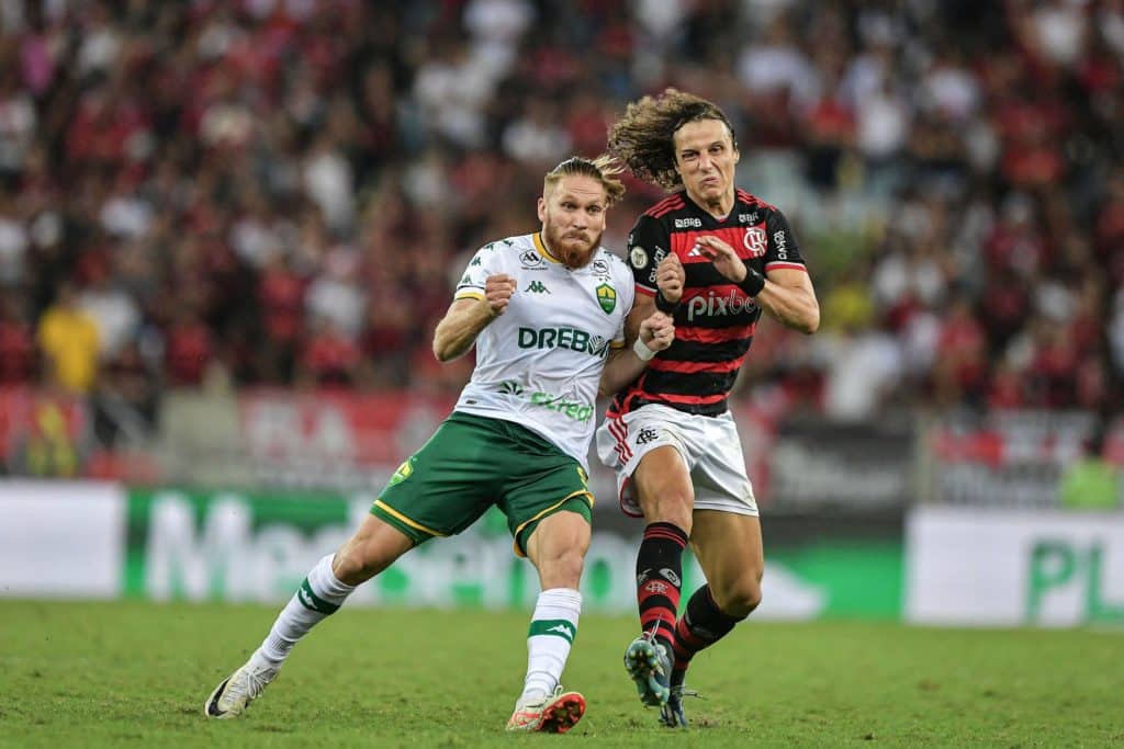 Flamengo e Cuiabá fizeram jogo disputado no Maraca