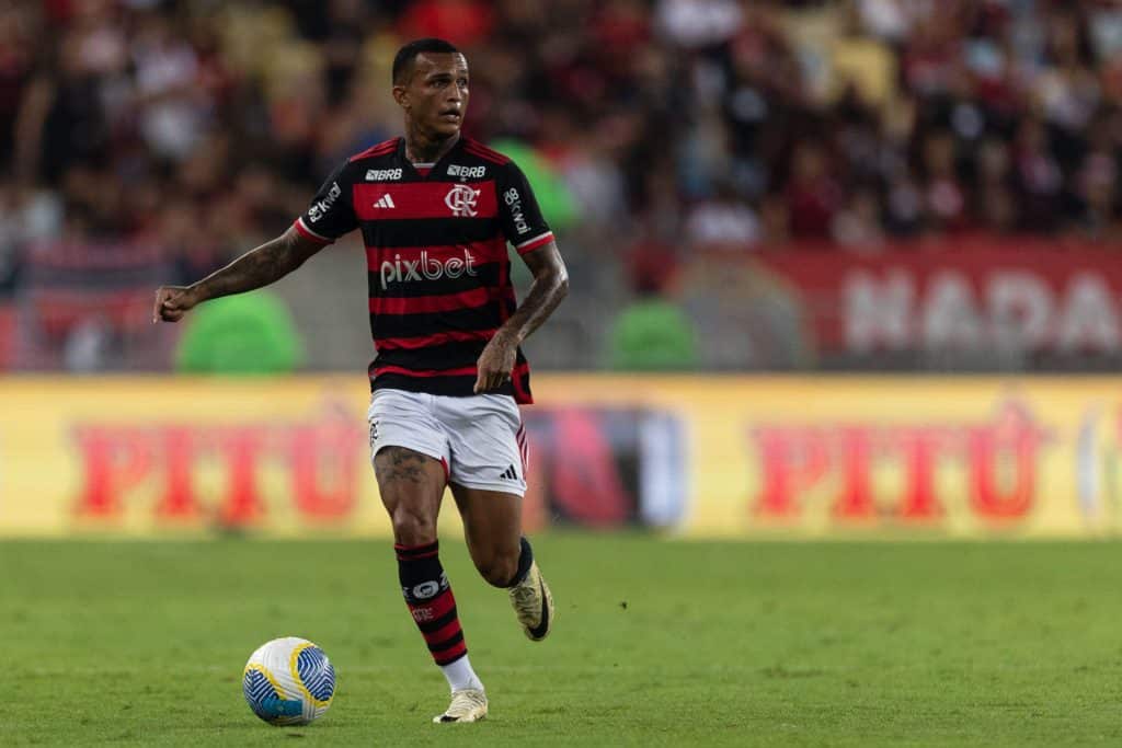 Wesley pode deixar o Flamengo ainda nesta janela de transferências