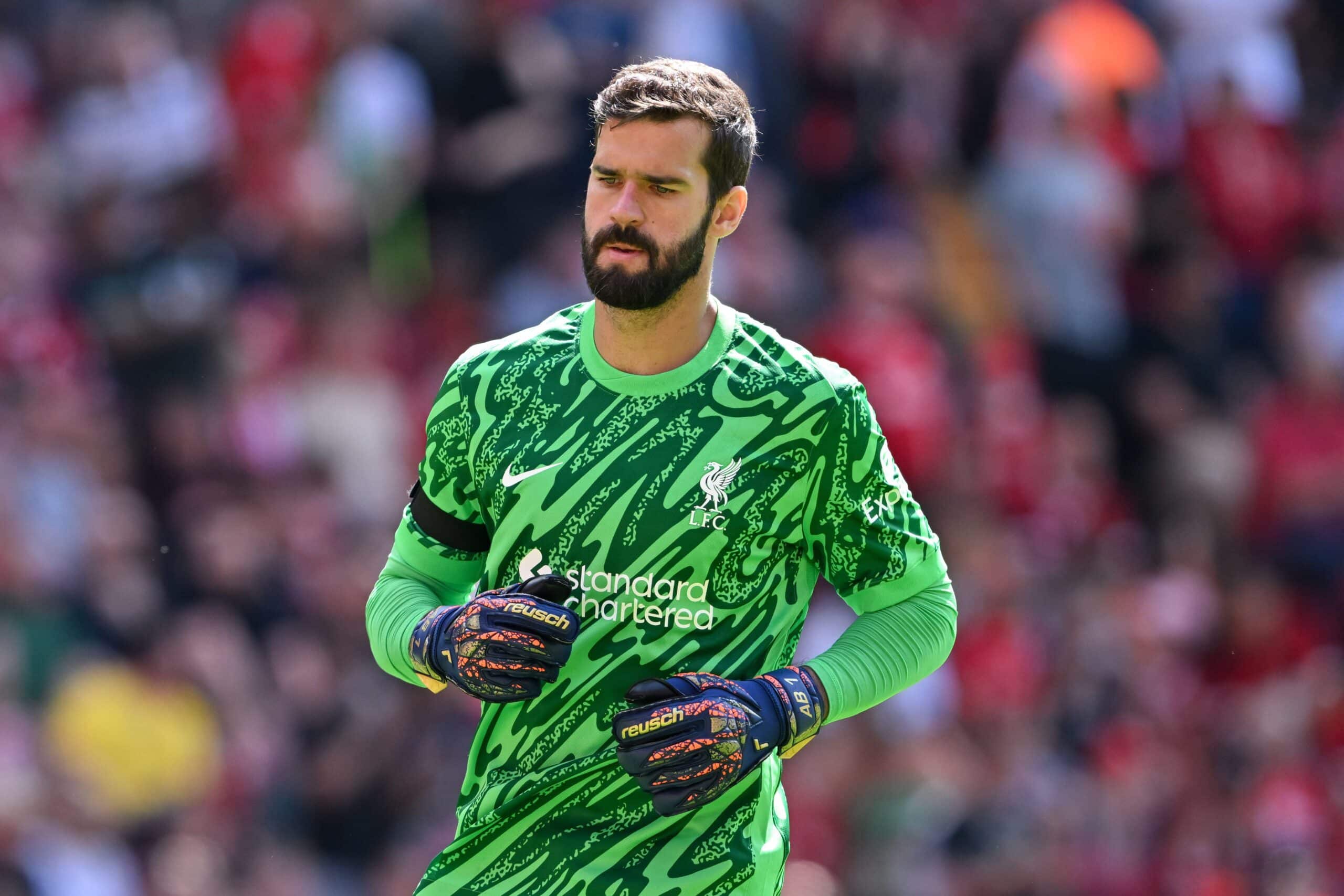 Alisson quer seguir no Liverpool