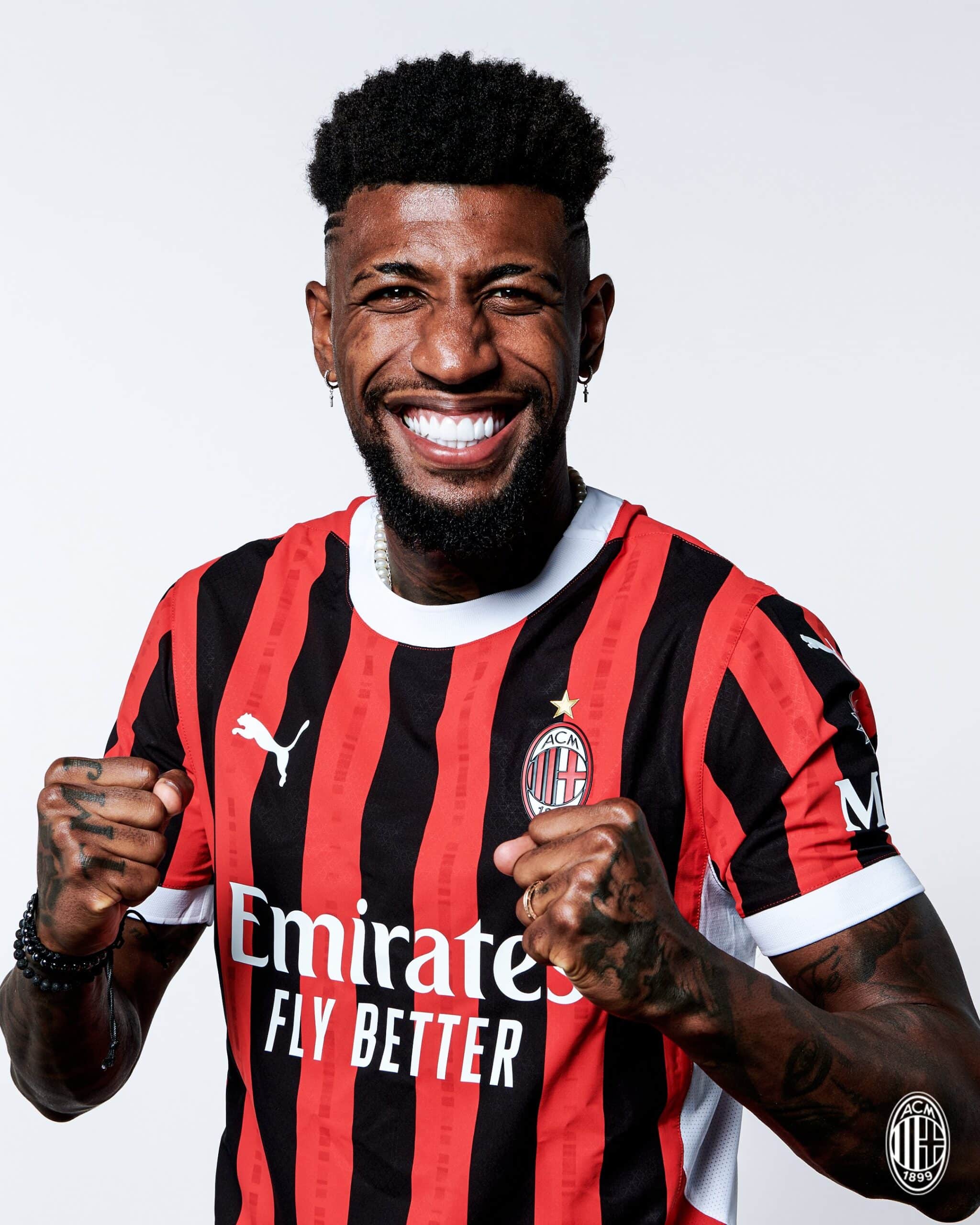 Emerson Royal reforça o Milan