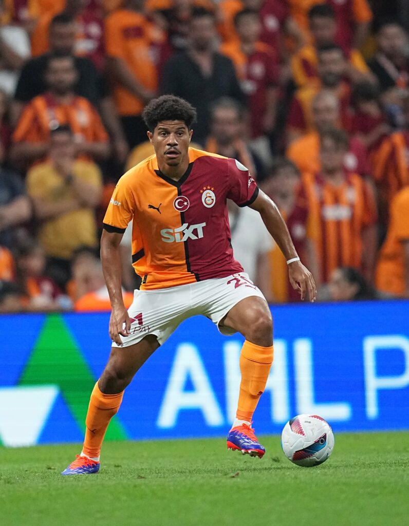 Gabriel Sara fez a sua estreia com a camisa do Galatasaray