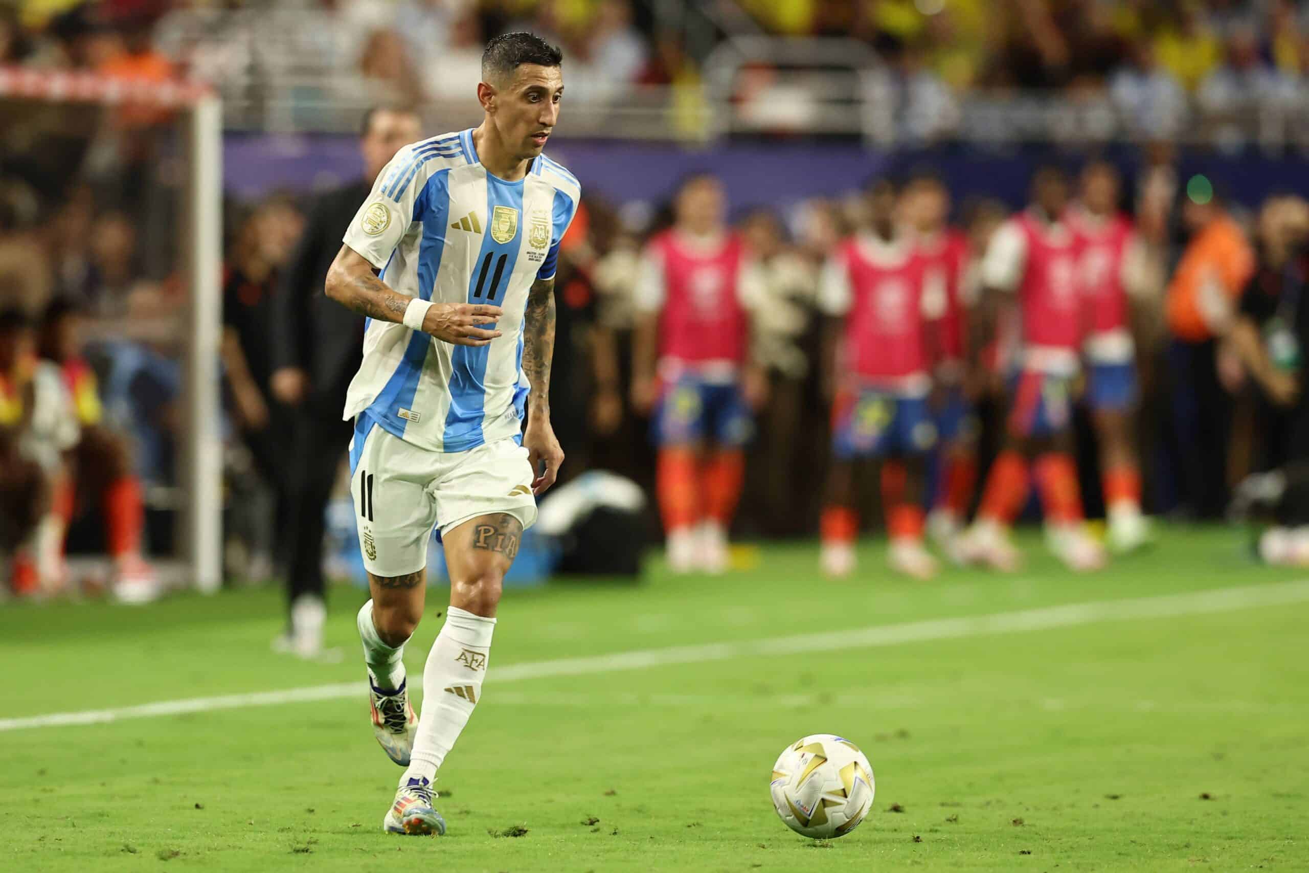 Di María em ação pela seleção argentina