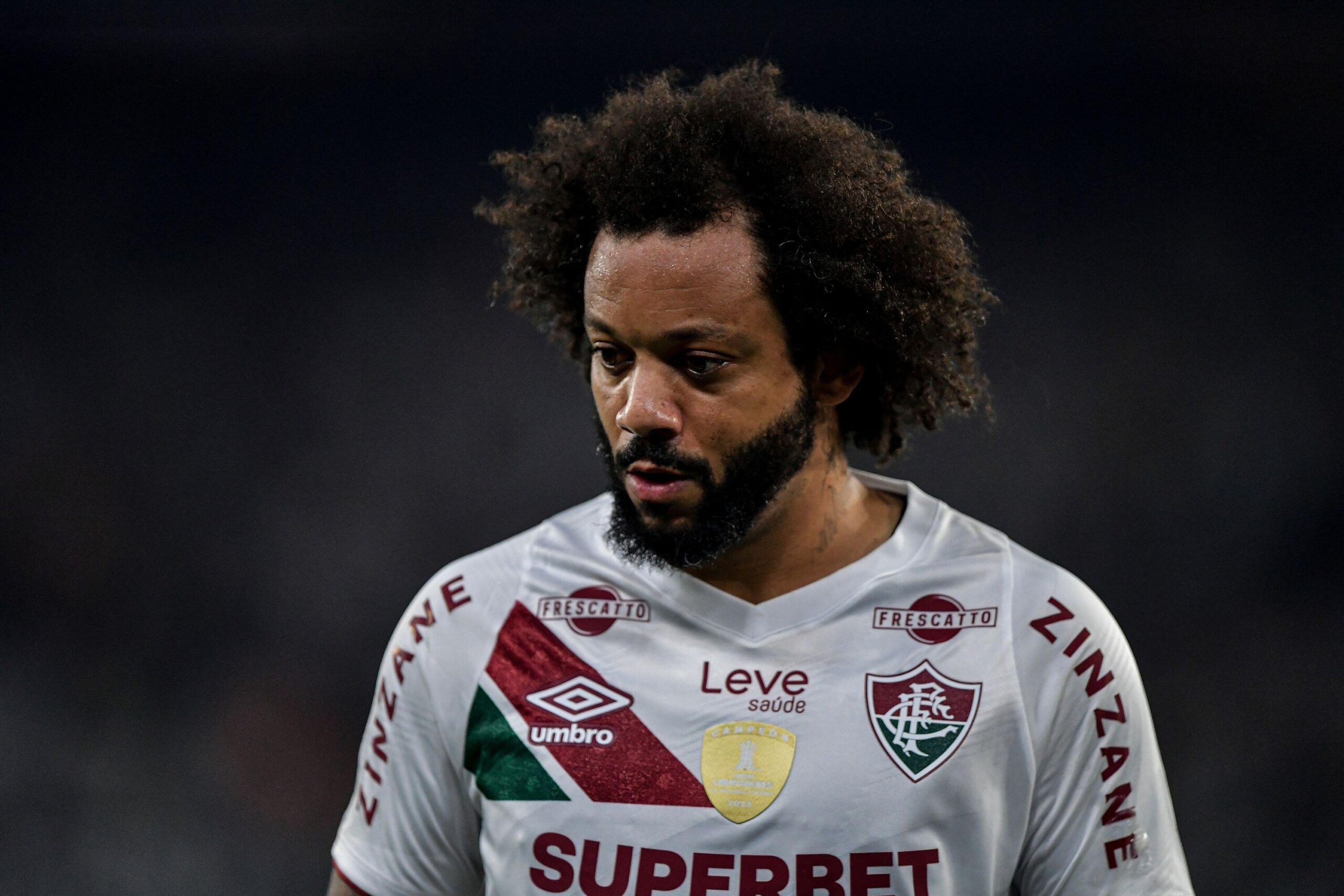 Marcelo em ação pelo Fluminense