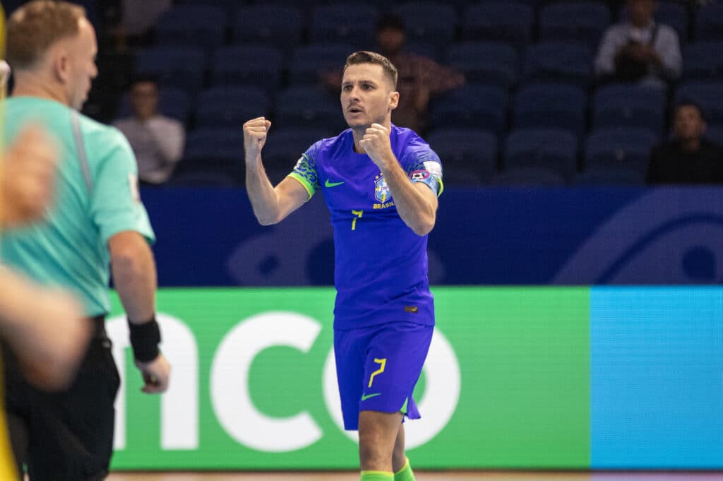 Seleção Brasileira está na final da Copa do Mundo de Futsal