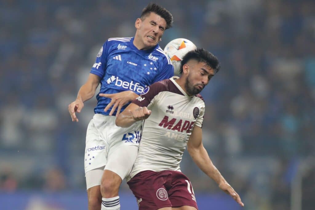 Cruzeiro e Lanús ficaram no 1 a 1