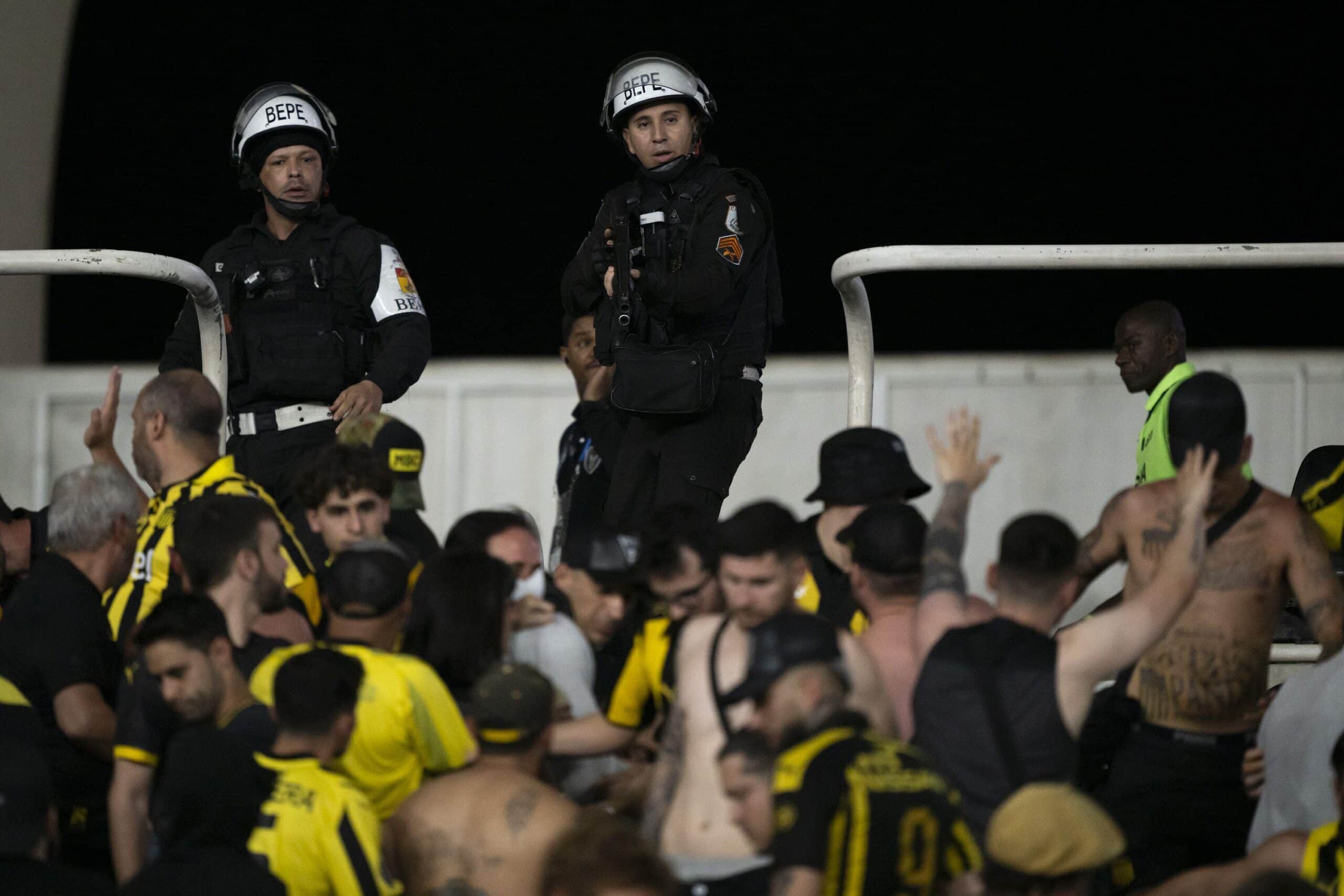 Torcida do Botafogo deve ser proibida de comparecer ao estádio do Peñarol