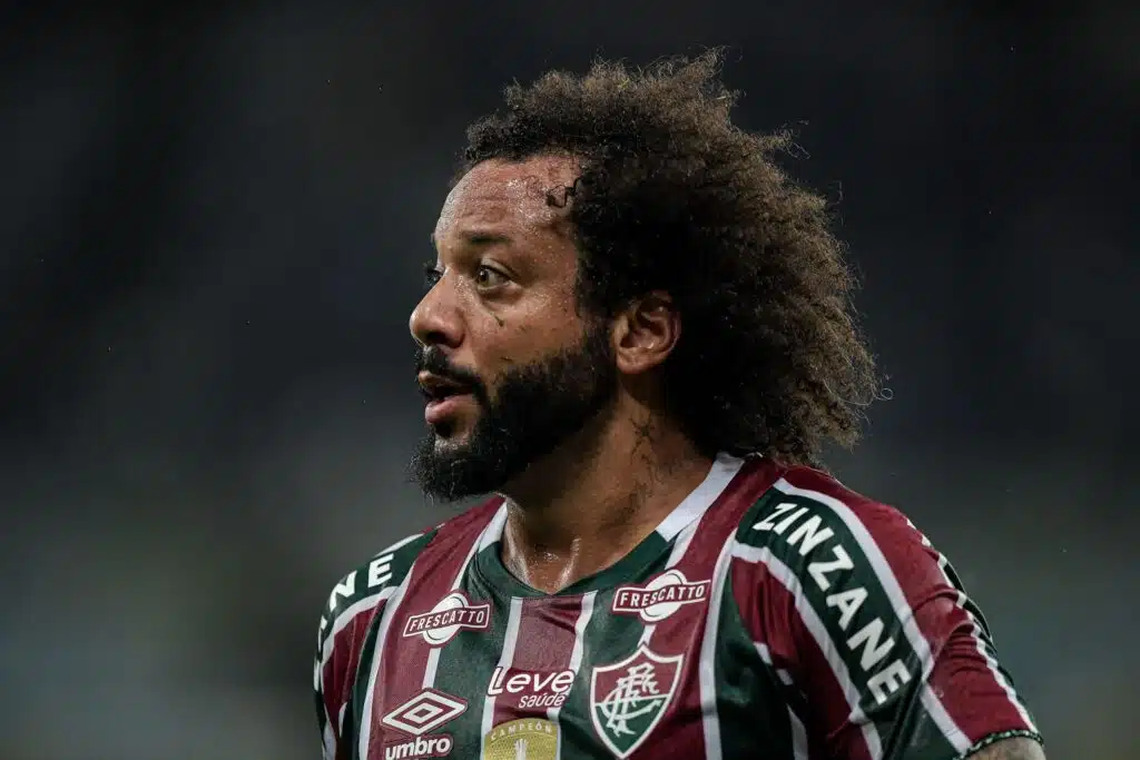 Marcelo não é mais jogador do Fluminense