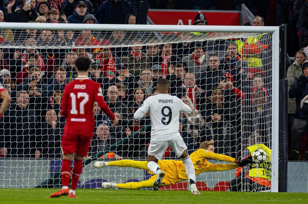 Mbappé perdeu pênalti contra o Liverpool