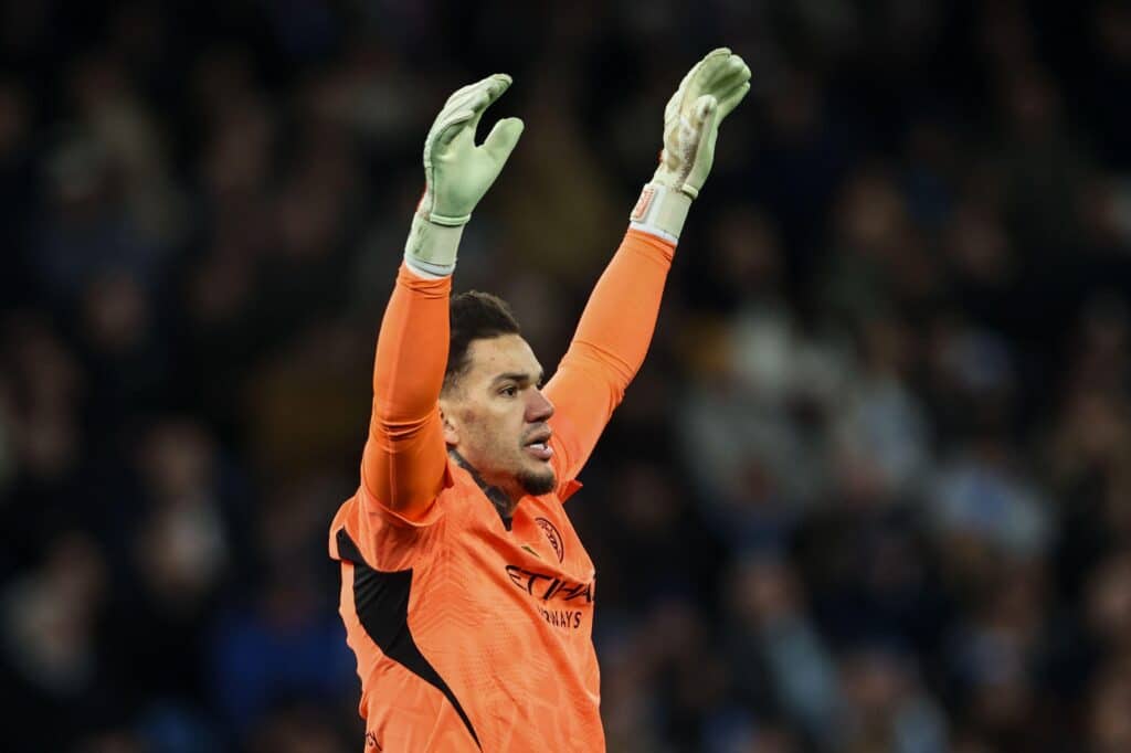 Ederson deve deixar o City ao fim da temporada