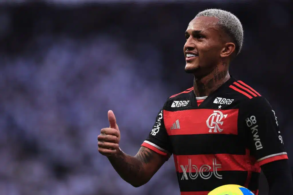 Wesley em ação pelo Flamengo