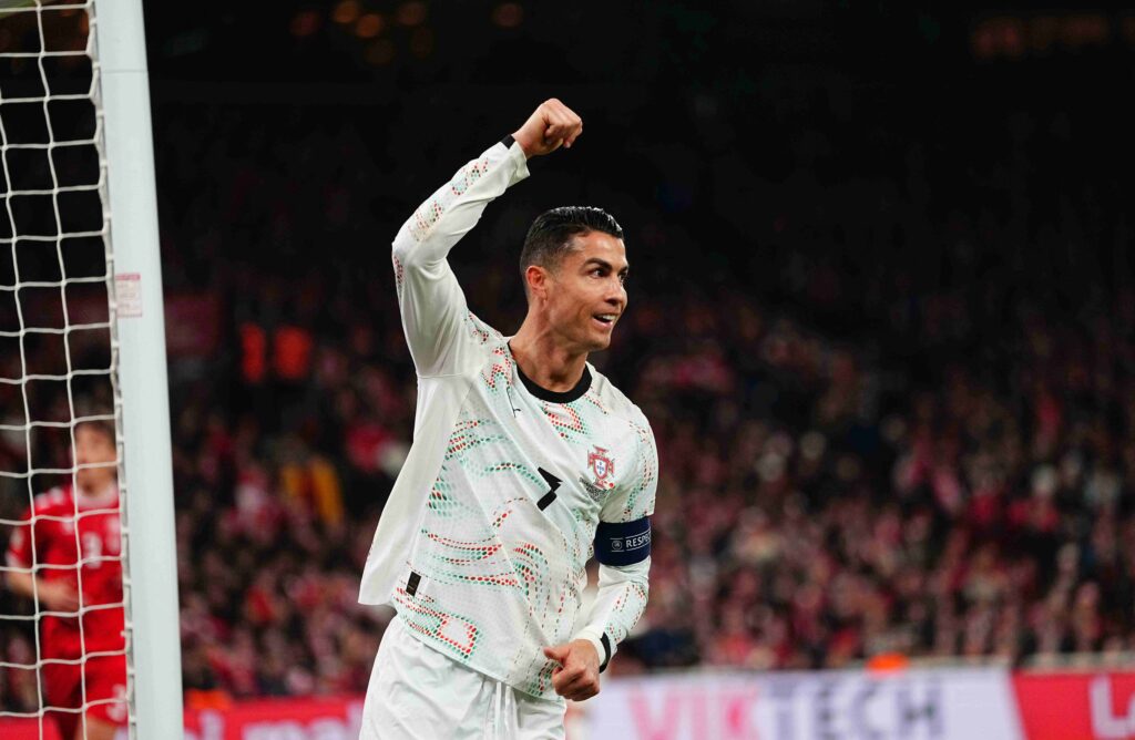 Cristiano Ronaldo deixou o dele na goleada de Portugal