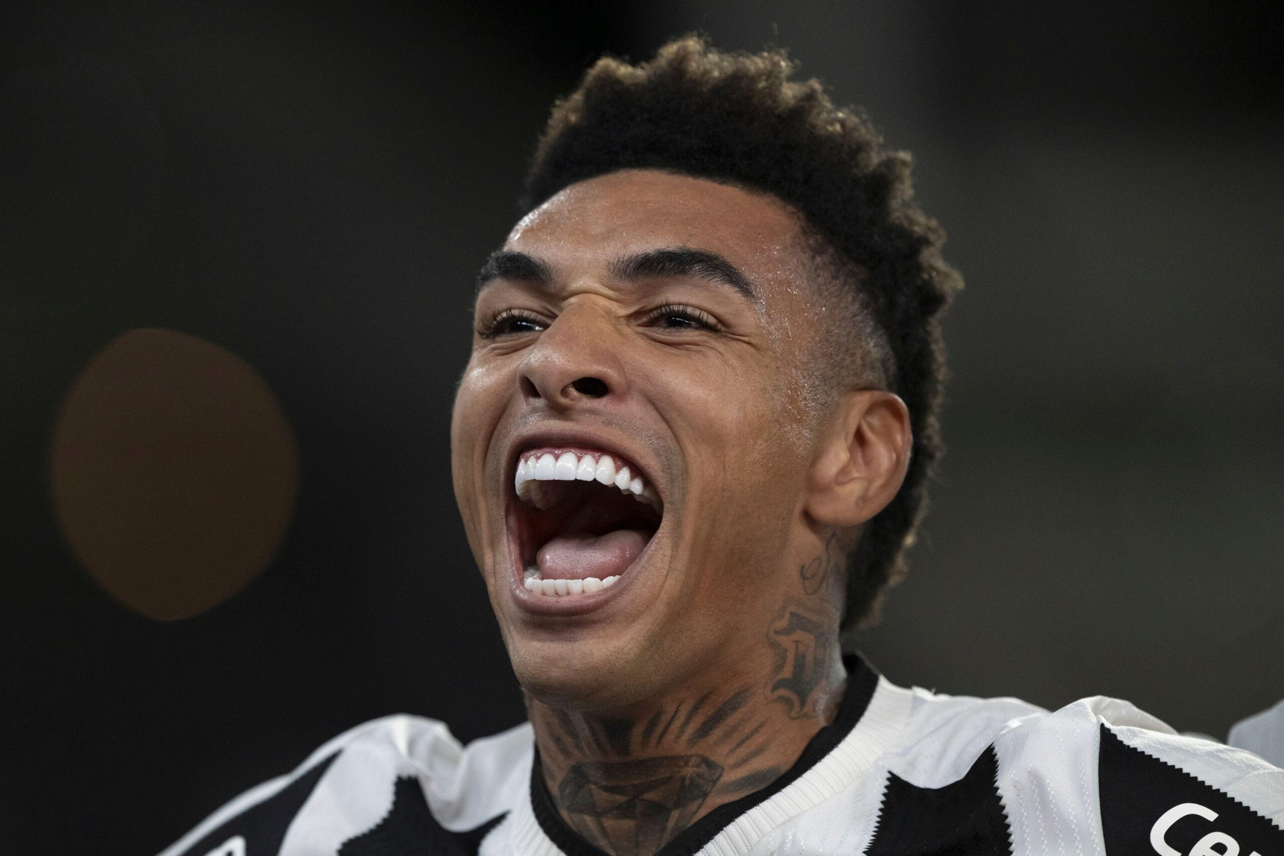 Botafogo atropela o Capital-DF e fica perto de classificação na Copa do Brasil; odds dos próximos jogos