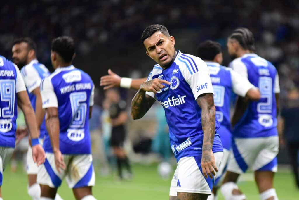 Dudu deixou o Cruzeiro e acertou com o Galo