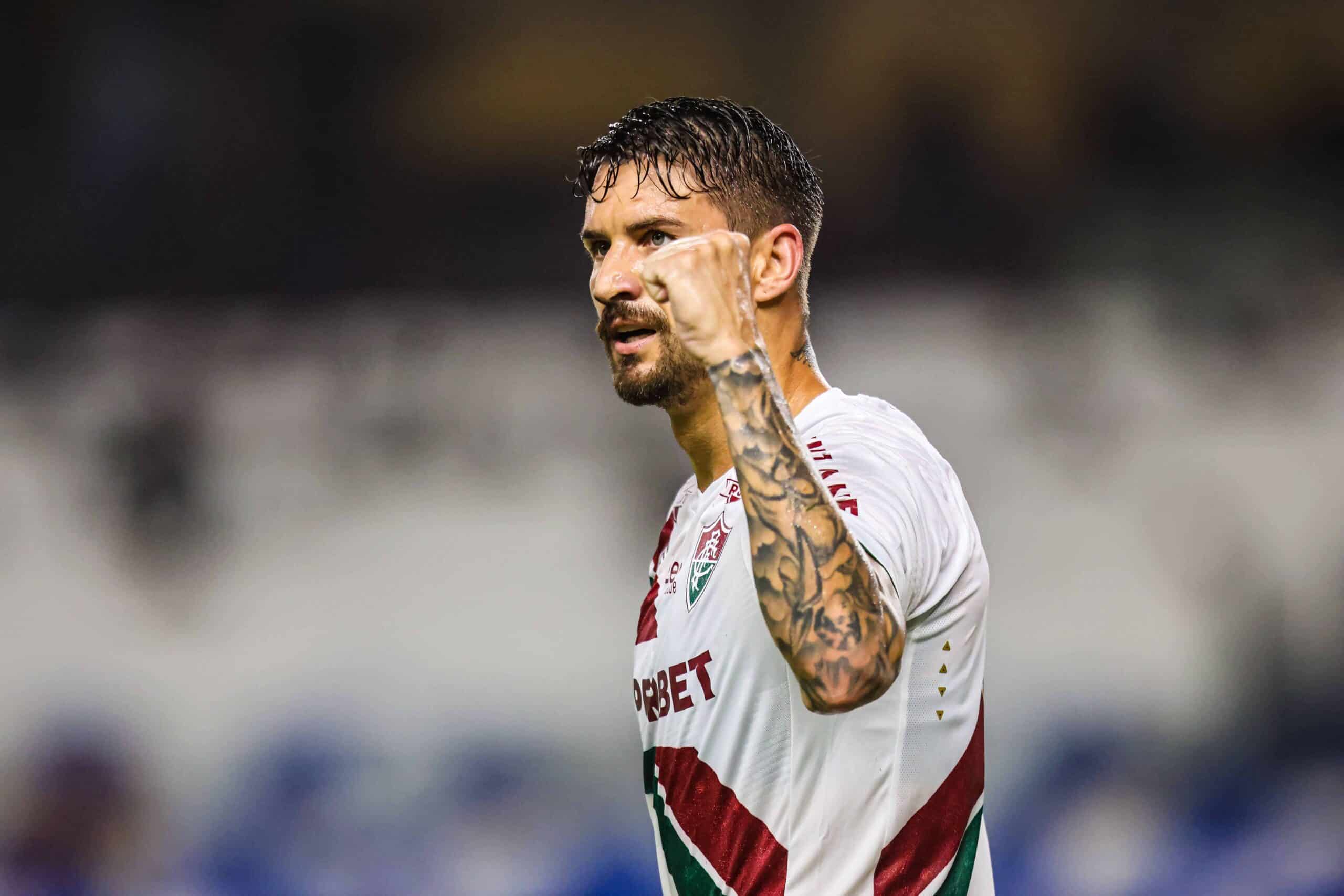 Everaldo passa a ser a principal esperança de gols do Fluminense