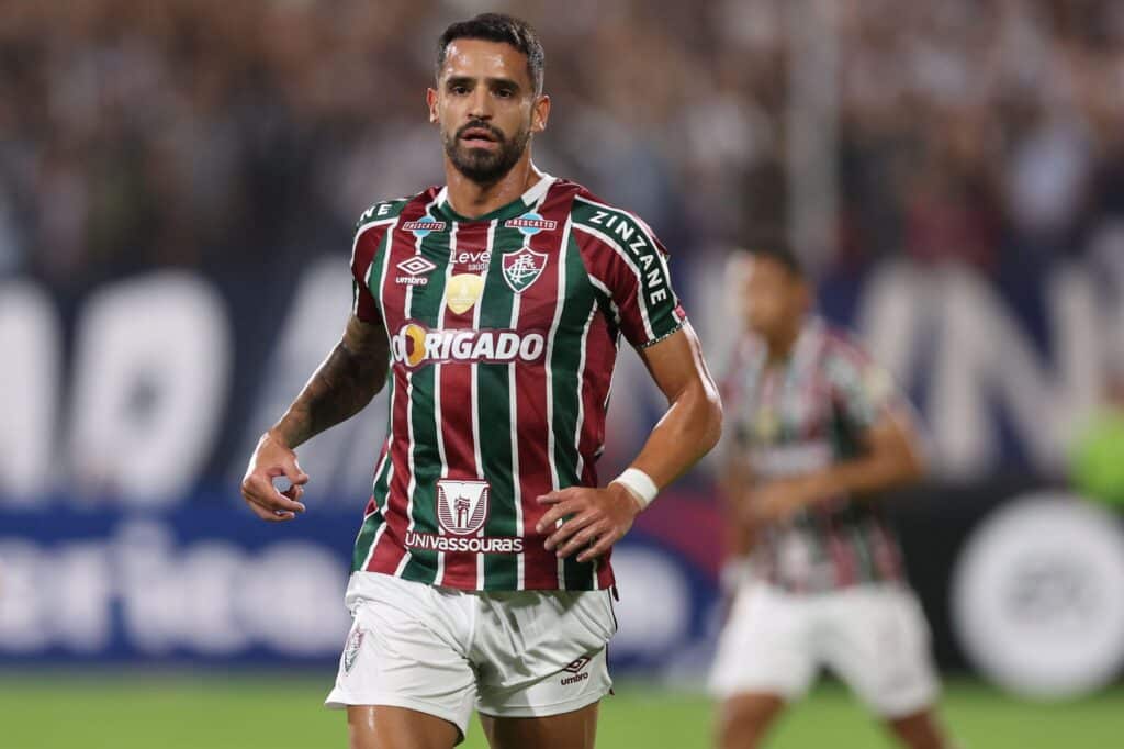 Renato Augusto não defende mais o Fluminense